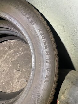 225/55R17 continental zimní - 2