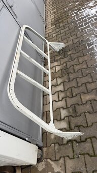 Toyota Land Cruiser 7 - 2