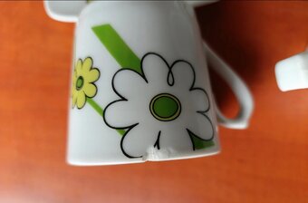 Set šálku a podtácku - 2