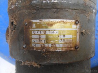 hydraulicka pistnice vysuv 25 cm dvoucina nova 1 - 2