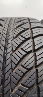 1ks 245/45/18 Goodyear UltraGrip, DOT 1923, 7.3mm. - 2