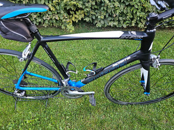 Karbonová silnička LAPIERRE, rám 23" - 2