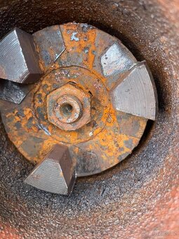 Koupím hydraulické čerpadlo - 2