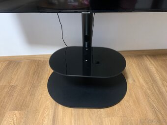 Stojan na TV - 2