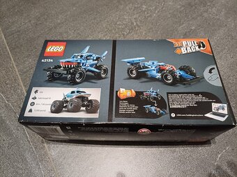 Lego technic Megalodon Monster Jam 42134 - 2