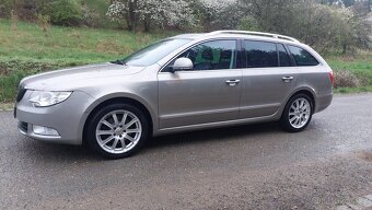 Škoda superb combi 2.0 tdi 125kw Elegance výbava - 2