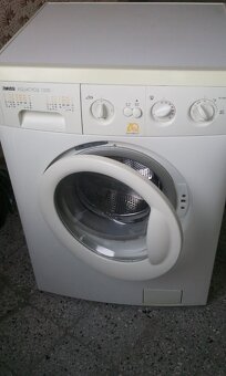 Pračka Zanussi-Aquacycle FA 1032 - 2