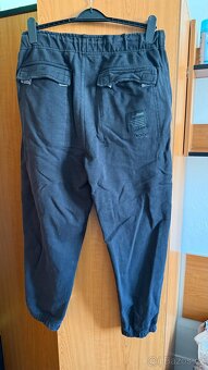 Tepláky Pull&Bear, velikost M - 2