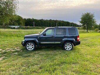 Jeep Cherokee - 2
