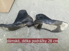 staré kožené boty - vysoké, kotníkové, dámské "meltonky" - 2