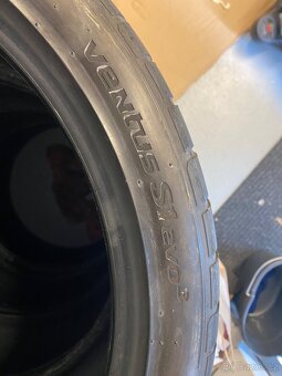 255/35/19 - 2