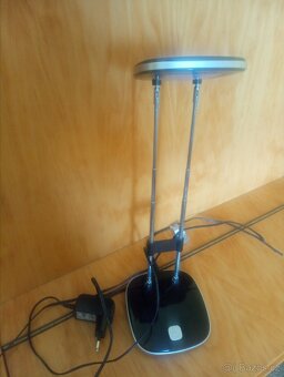 Stolní lampa s nastavovatelnou výškou - 2