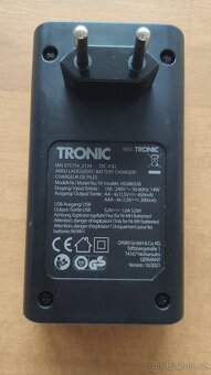 Nabíječka baterií AAA a AA TRONIC TRC 4 B2 - 2