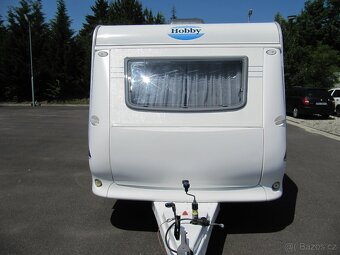 Prodám karavan Hobby 400 sf, model 2005 + mover + předstan. - 2