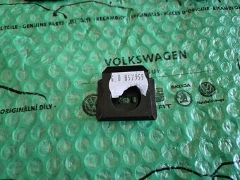 upínací pružina pojistkové skříně Škoda Felicia 6U0857959 - 2