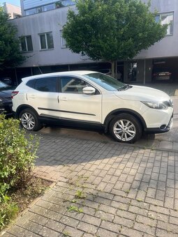 Nissan Qashqai 1.2 DIG-T, 85 kW, r. v. 2017 - 2