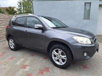 Toyota Rav4, 2,2D4D,110kW, nové vstřiky, tažné - 2