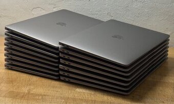 MacBook Air M1 2020 CTO/8GB RAM/M1/256GB SSD/Záruka - 2