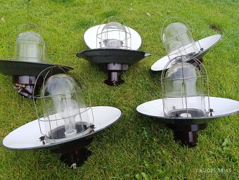 Průmyslové světllo industrialní lampa - 2