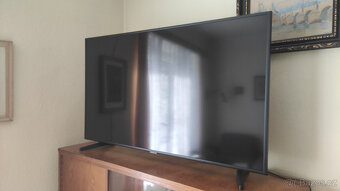 Samsung UE50RU7092U - 2