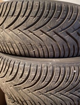 Zimní pneu BF GOODRICH G FORCE WINTER 2 215/60 R 16 - 2