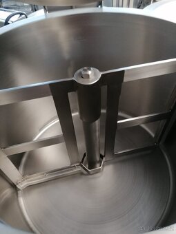 Glycerinový kotel 200l se spodním mícháním - 2