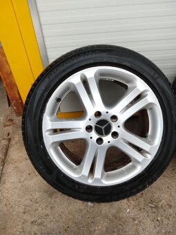 Mercedes benz W211 / S211 sada originál ALU 17" - 2