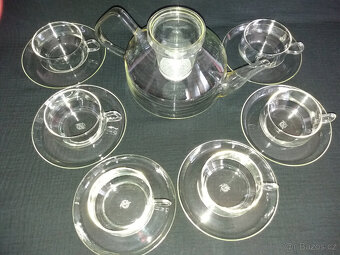 Starožitný čajový servis z varného skla. - 2