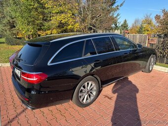 Mercedes Benz E220, 2019, 4x4, DPH, 2x alu kola, tažné - - 2