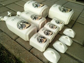 Porcelánové kořenky - 2