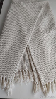 DEKA/PLÉD/PŘEHOZ NA POSTEL, KŘESLO, SEDAČKU - 2