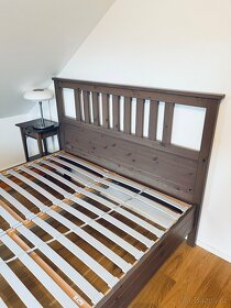 Manželská postel dřevěná Ikea Hemnes 160x200 - 2
