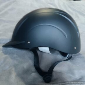 Jezdecká helma Fouganza M (55-59) - 2