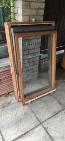 Prodám střešní okna VELUX (použité) - 2