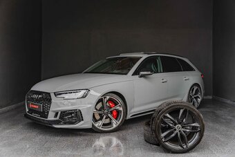 AUDI RS4 Avant-Competition-Dyn-Matrix-360-B&O-HUD-R20 - 2