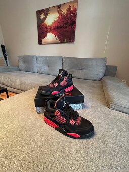 Nike Air Jordan 4 - 2