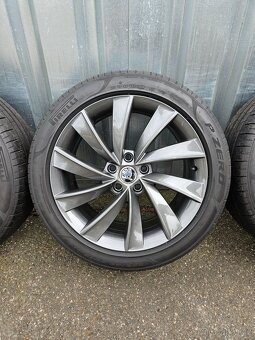 Letní alu kola Pegasus 18" Škoda Superb 235/45 R18 - 2