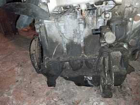 Peugeot 309/205 motor - 2