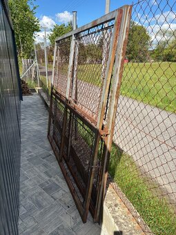 Vrata dvoukřídlá 4,5 m - 2
