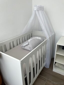 Designová postýlka MOON PINIO 140x70 - 2