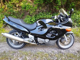 Suzuki Gsx 750F Nová STK 2029 - 2
