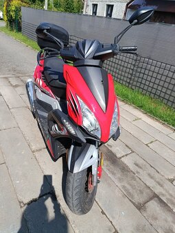 Skútr MAXON 125 - 2