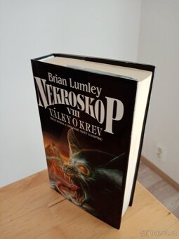 Nekroskop VIII Války o krev - 2