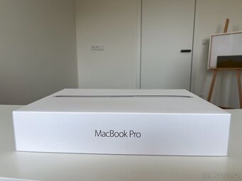 MacBook Pro 13,3" (2015) – 256 GB, CZ klávesnice - 2