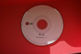 LG BL40 - kožený tvrdý obal, orig. nabíječka,český návod - 2