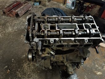 Motor Ford c max 1.8 flexifuel - 2
