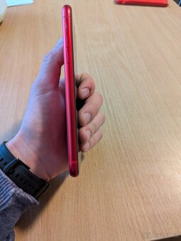 Apple iPhone 11 64GB - 2