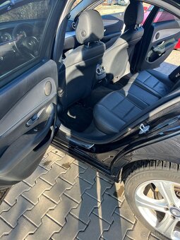 Mercedes e220 - 2