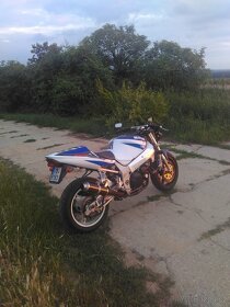 Prodám Suzuki GSX-R 750 K1 - 2