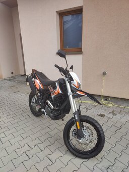 Yuki 125 SM - 2